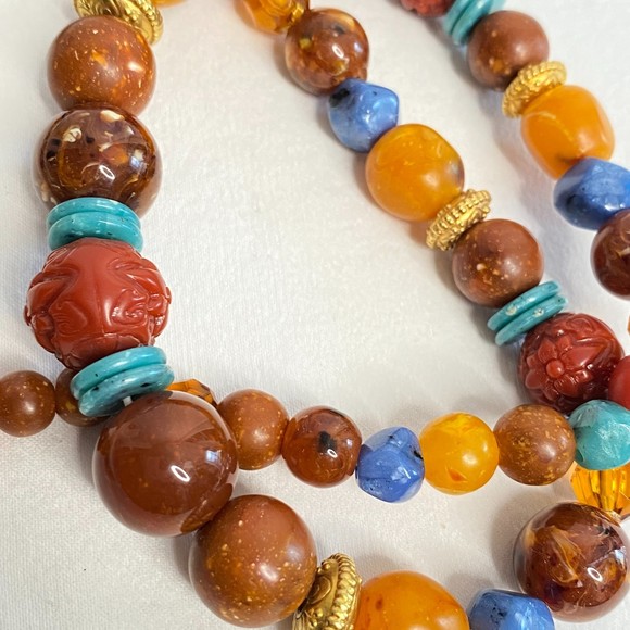 Liz Claiborne Necklace Multicolor Beads And Gold Tone Discs - Picture 5 of 6